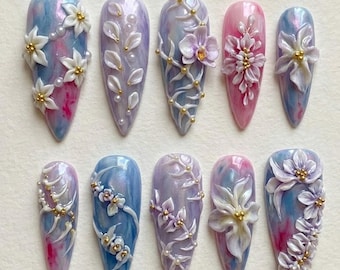 Unghie finte fatte a mano / Estetica eterea effetto marmo pastello / Decorazione floreale 3D con orchidee e perle