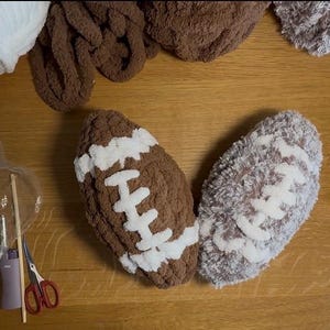 MINI voetbalpatroon en videotutorial - grof breiwerk afbeelding 3