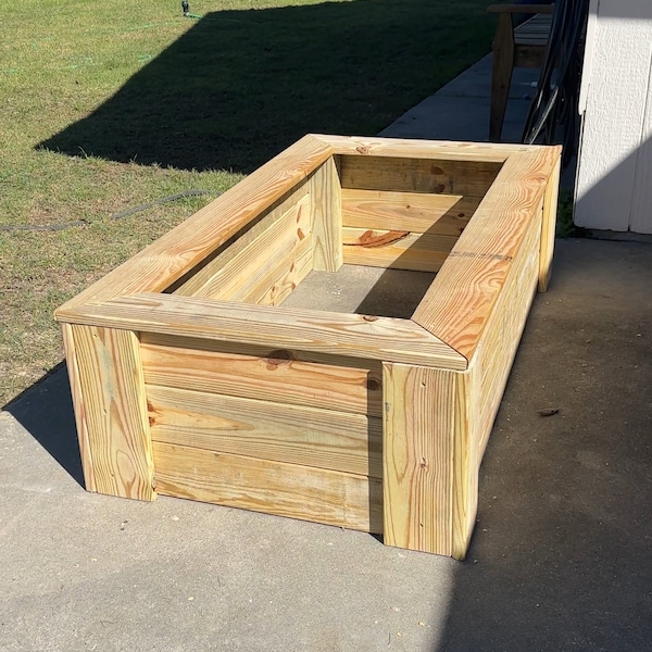 Large Raised Garden Bed