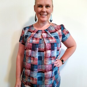 Women's Woven Top PDF Sewing Pattern, Short Sleeves, Pleated Keyhole Neckline, Cinched Waist, Sash, No Closure, Size 00-40, Print-At-Home image 3