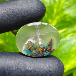 KLEINER Chrysokoll Konfetti Floating Native Kupfer | Chalzedon | Größe:24x19x4,2 mm | Steinheilkunde.