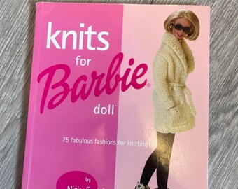 Strickwaren für Barbie-Puppe. 75 Outfits