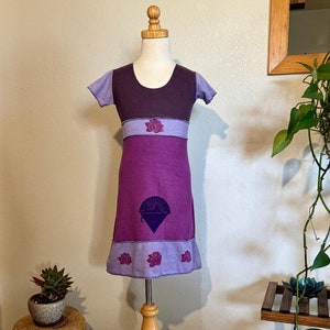 Organic cotton and Hemp Dress with Cats under the stars  with roses print Size 4/5  Ready to ship - great gift idea