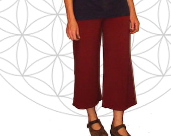 Organic Clothing - Custom Made - Festival pants - Made to order - Organic cotton and soy blend capri style yoga pants - Handmade and dyed
