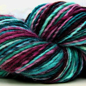 Kitty Singles Blackberry Sea HandDyed HandSpun Single Ply Wool Yarn 190 yards 5 oz dk weight image 2