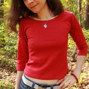 hennepkleding - shirttop met 3/4 korte mouwen - 100% hennep en biologisch katoen - op maat gemaakt op bestelling - met de hand geverfd