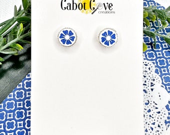 Corning Ware Blue Cornflower Inspired Acrylic Stud Earrings in White & Blue, Pyrex Jewelry, Pyrex Gift, Dainty Earrings