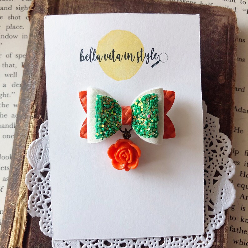 Faux Leather Top o/' the Morning to Ya Bow Brooch