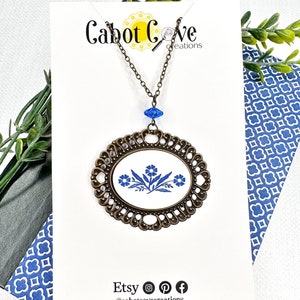 Corning Ware Blue Cornflower Inspired Cameo Pendant Acrylic Necklace in White & Blue with Blue Vintage Bead, Pyrex Jewelry, Pyrex Gift