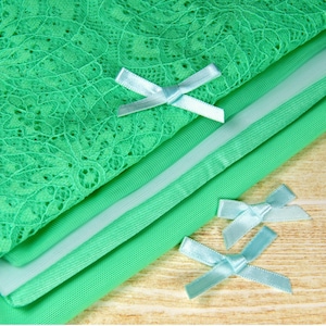Spearmint Bra Making Fabric and Starburst 9.5&quot; Lace Kit