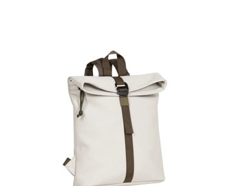 New Rebels ® Tim Rolltop Rucksack Klein Beige/Oliv