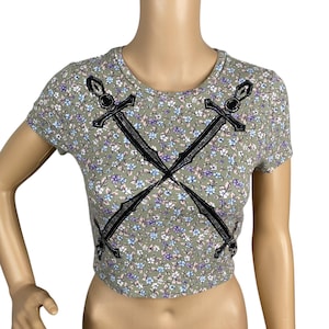 Knife Harness - Block Printed Ditsy Floral Cropped Baby Tee Shirt Top SZ S