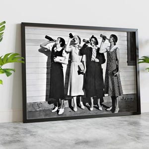 Piwosze, Sztuka czarno-biała, Sztuka ścienna w stylu vintage, Zabawna sztuka ścienna, Kobiety pijące piwo, Dekoracja ścienna baru,