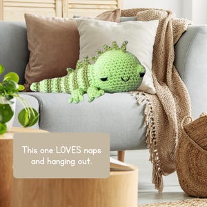 Amigurumi Iguana crochet pattern - Iguana Crochet Pattern - Iguana Plush Crochet Pattern - Crochet Toy Iguana pattern - PDF Digital Download image 4