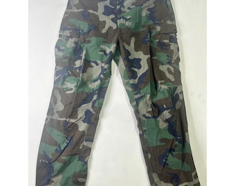 Vintage Woodland Camo Cargo Pants Mens 48x31 Military Combat Trousers B55