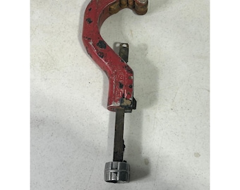Ridgid 154 Quick-Acting Tubing Cutter 1 7/8 to 4 1/2 Inch Red Pipe Tool Vintage