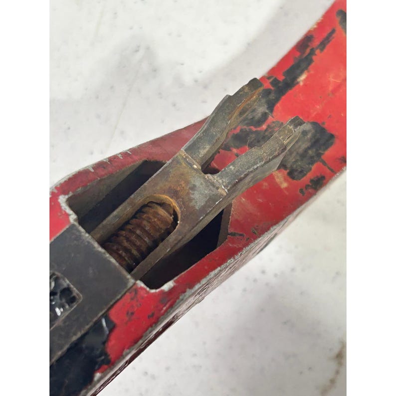 Ridgid 154 Quick-Acting Tubing Cutter 1 7/8 to 4 1/2 Inch Red Pipe Tool Vintage image 4