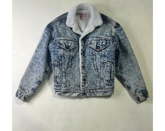 Vintage Levis Acid Wash Sherpa Lined Denim Trucker Jacket Made in USA Large