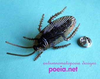 eeep - cockroach pin /  tie tack - creepy bug insect