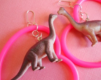 brontosaurus love statement earrings - hot pink heart