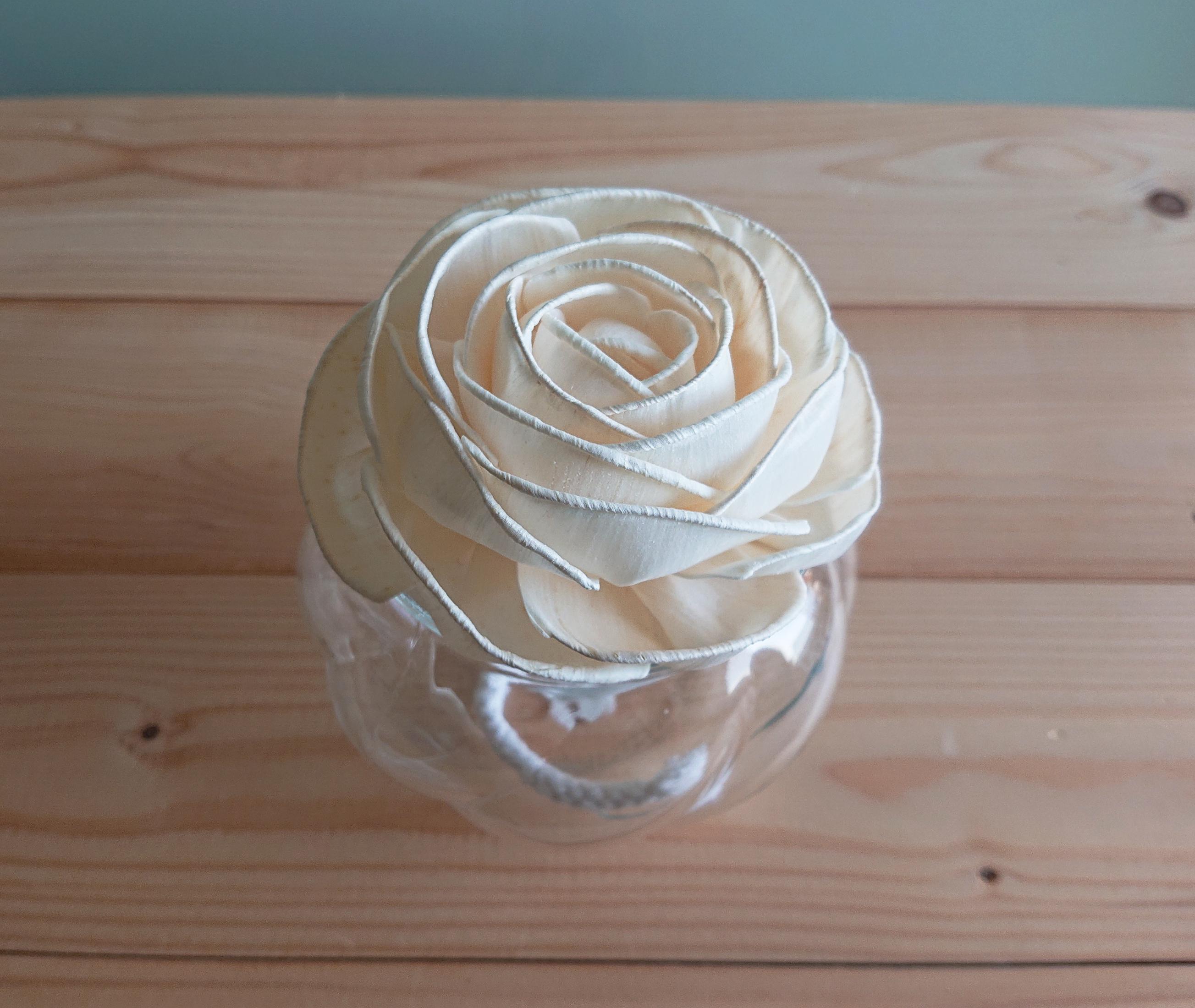 6 Curl Roses No.6 White Sola Wood Diffuser Flowers 9cm Dia. With ...