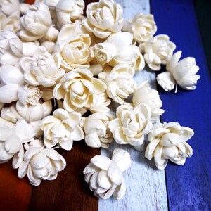 30 Lotus Sola Wood Diffuser Flowers 3 layer pedals 3.5 cm Dia.