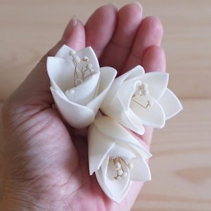 50 Lily buds Sola Wood Diffuser Flowers 3.5cm Dia.