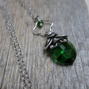 Iulius necklace ... sterling and fine silver / wire wrapped / emerald Swarovski leaf image 1