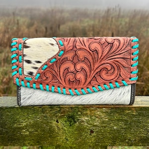 Portafoglio in pelle lavorata western per donna con cerniera, pochette, porta carte, marrone turchese/Regali per lei