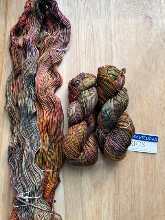 Malabrigo Rios Yarn Piedras – Worsted Weight Superwash Merino Wool, Hand Dyed Soft Yarn, 4 Ply Knitting Yarn, Crochet Yarn, Luxury Wool