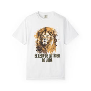 León de la Tribu de Juda Lion T-shirt | Spanish Scripture Lion Tee