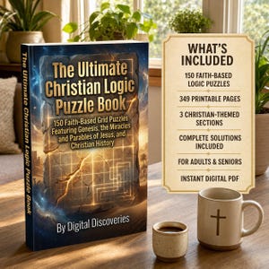 Op de afbeelding: Een boek getiteld The Ultimate Christian Logic Puzzle Book met een stenen tablet-omslag en rasterontwerp. Daarnaast somt een bord 150 geloofsgebaseerde logische puzzels, 349 printbare pagina's en 3 secties op. Een mok met een kruis staat ernaast.