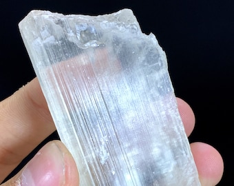 Terminated Aqua Color Kunzite Crystal, Kunzite Mineral, Kunzite Specimen, Kunzite Gemstone, Raw Kunzite, Kunzite Stone From Afghanistan