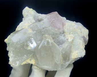 Rosa Morganit mit Bergkristall und grüner Turmalin, Afghanistan