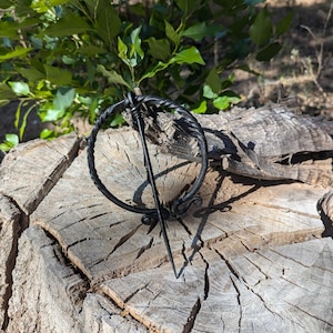 Hand-Forged Metal Brooch Cloak Pin – Viking Celtic Cloak Pin | Medieval Shawl Brooch for Renaissance Faire Reenactment LARP Costume
