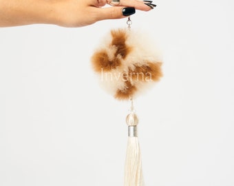 Llavero de alpaca beige y marrón — accesorio de alpaca de lujo — accesorio de bolso — accesorio de bolso — hecho a mano por artesanos — regalo para ella