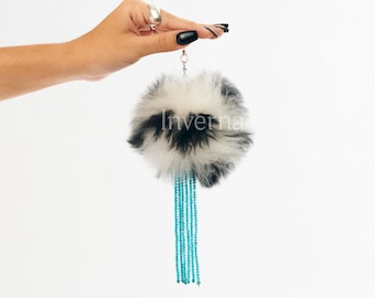 Llavero Alpaca blanco y negro — accesorio de alpaca de lujo — accesorio de bolso — accesorio de bolso — hecho a mano por artesanos — regalo para ella