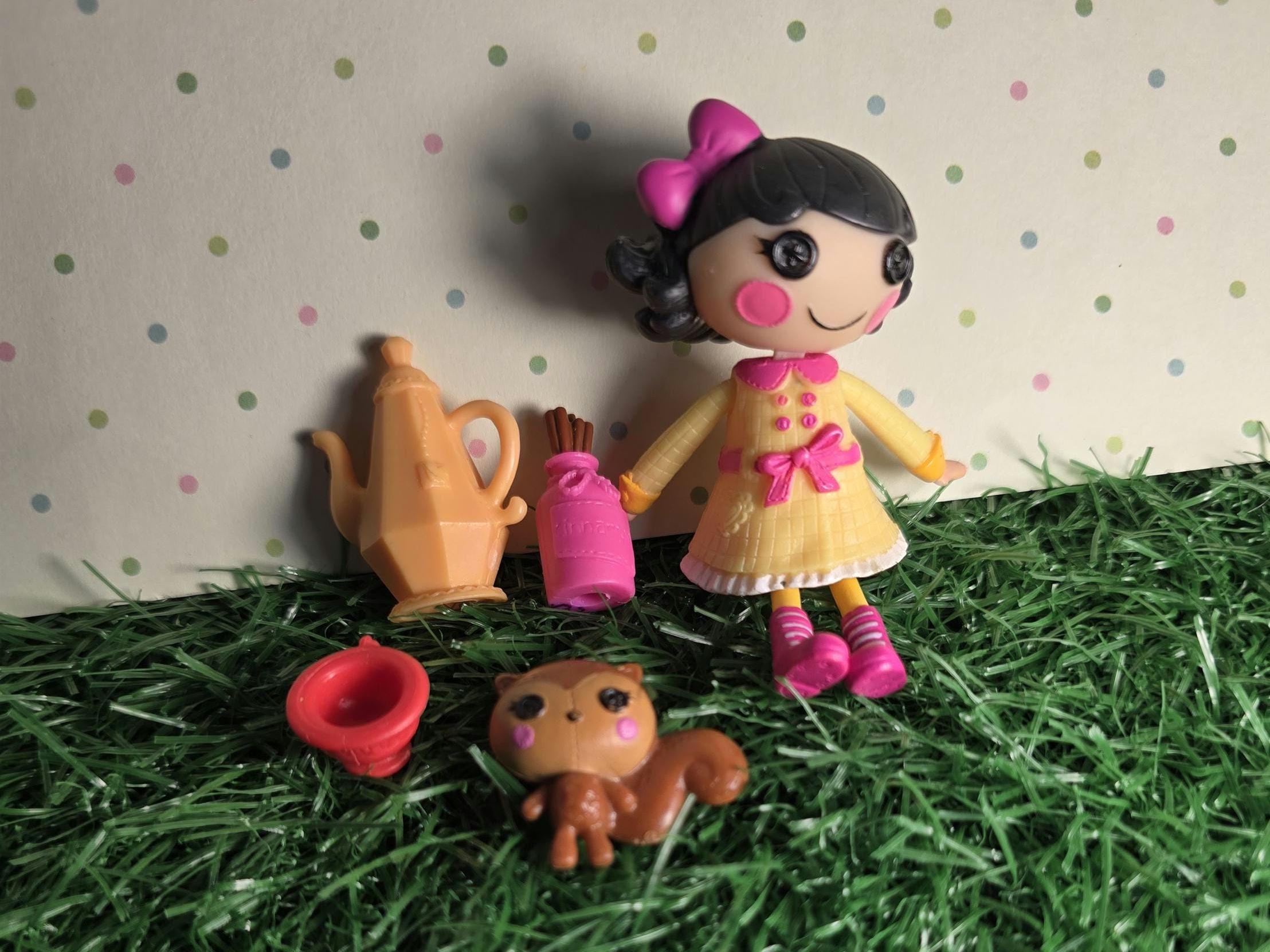 Mini Lalaloopsy Smowy Faire St and Squirrel and Accessories MGA