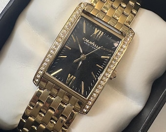 Reloj Caravelle para mujer, brazalete de acero inoxidable tono dorado, 21 x 33 mm