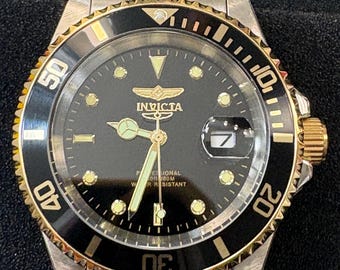 Reloj de cuarzo Nvicta Pro Diver para hombre con correa de acero inoxidable 26973