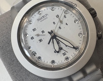 Nuevo reloj Swatch FULL BLOODED blanco SVCK4045ag 2010 Diaphane Chrono 43 mm suizo