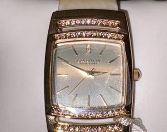 CARAVELLE BY BULOVA Reloj de cuarzo amarillo para mujer de Nueva York con cristal