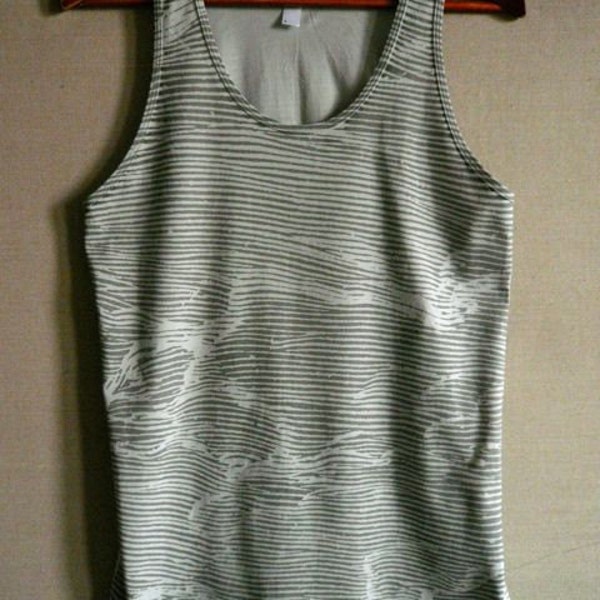 mens wave tank size L