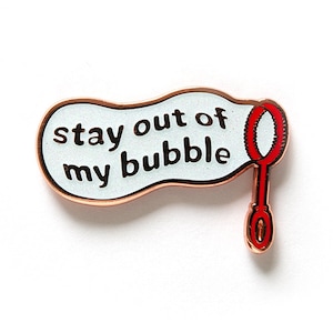 Bubble enamel pin