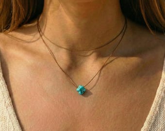 Gargantilla de turquesa cruda, turquesa cruda en gargantilla ajustable, collar de turquesa, cordón de algodón, collar hecho a mano, gargantilla boho, collar de piedras preciosas
