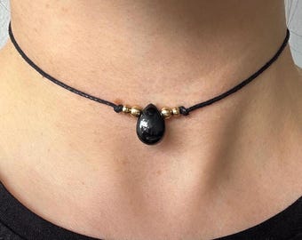 Gargantilla de turmalina negra con cuentas de latón, collar de piedras preciosas elaborado con cordón de algodón, ajustable, joyería de piedra protectora hecha a mano, gotas de turmalina
