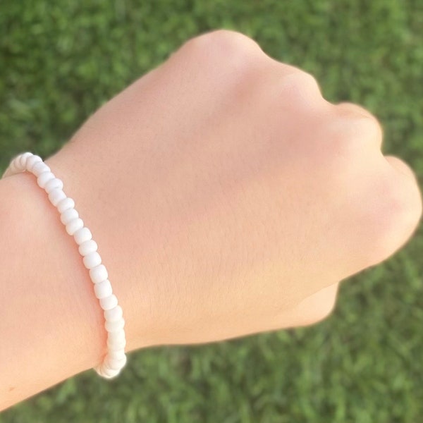 Minimalist simple white bracelet | plain white seed beaded bracelet | Women and kids jewelry | White beaded bracelet |