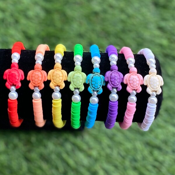 Clay bead bracelets | Colorful turtle jewelry | women’s and kids jewelry | Rainbow turtle bracelet