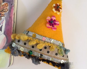 Yellow Christmas Tree Mini Felt fabric Ornament Meloearth Decoration Small Handmade Sequins Beads Lace