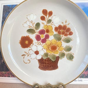 Vintage JC Penney &quot;Floral Medley&quot; Plate – Made in Japan – 1970s Stoneware Dinner Plate – Retro Country Kitchen Decor